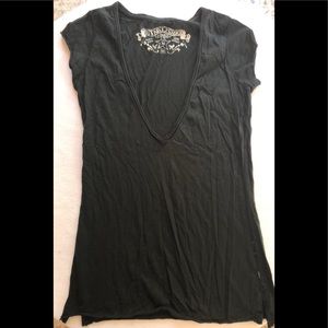GAP deep v neck tee